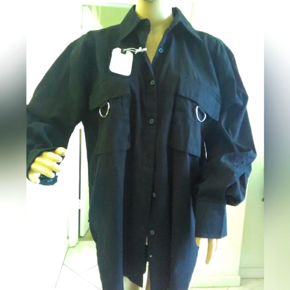BNWT BLACK DRESS SHIRT LADIES BY BETTER UNSAID SZ. LG W / METAL ON POCKETS